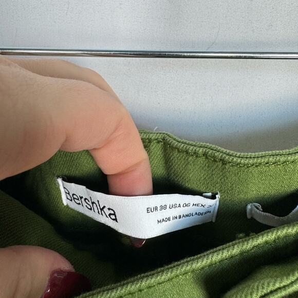 Bershka Micro 90s Buckle Detail Low Rise Ultra Mini Skirt In Khaki Green Size 6 - Picture 9 of 13